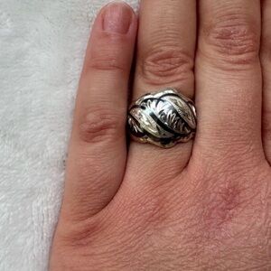 Sterling Silver Leaf Pattern Ring